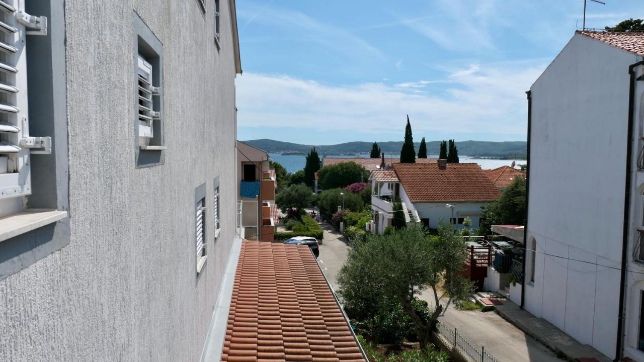 Apartments Villa Agatha Sveti Filip i Jakov Luaran gambar