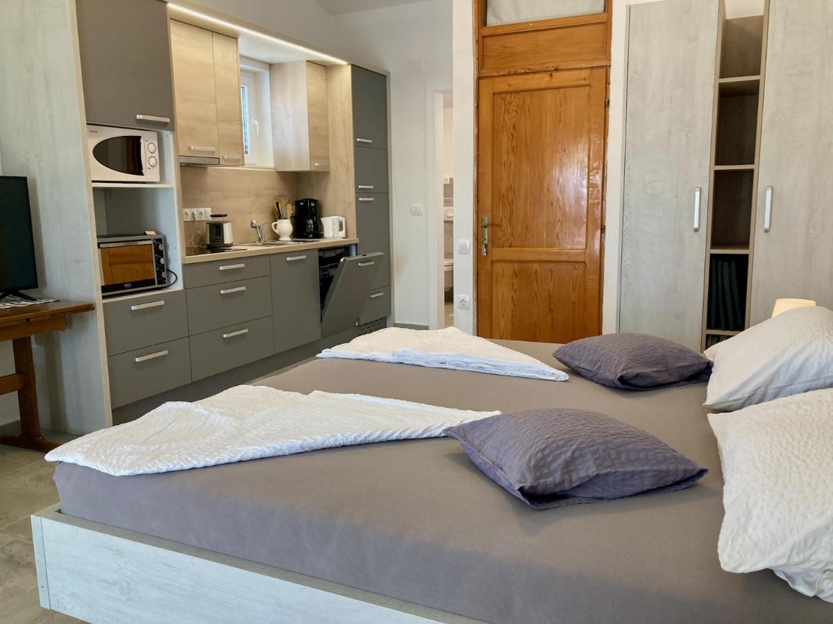 Apartments Villa Agatha Sveti Filip i Jakov Luaran gambar