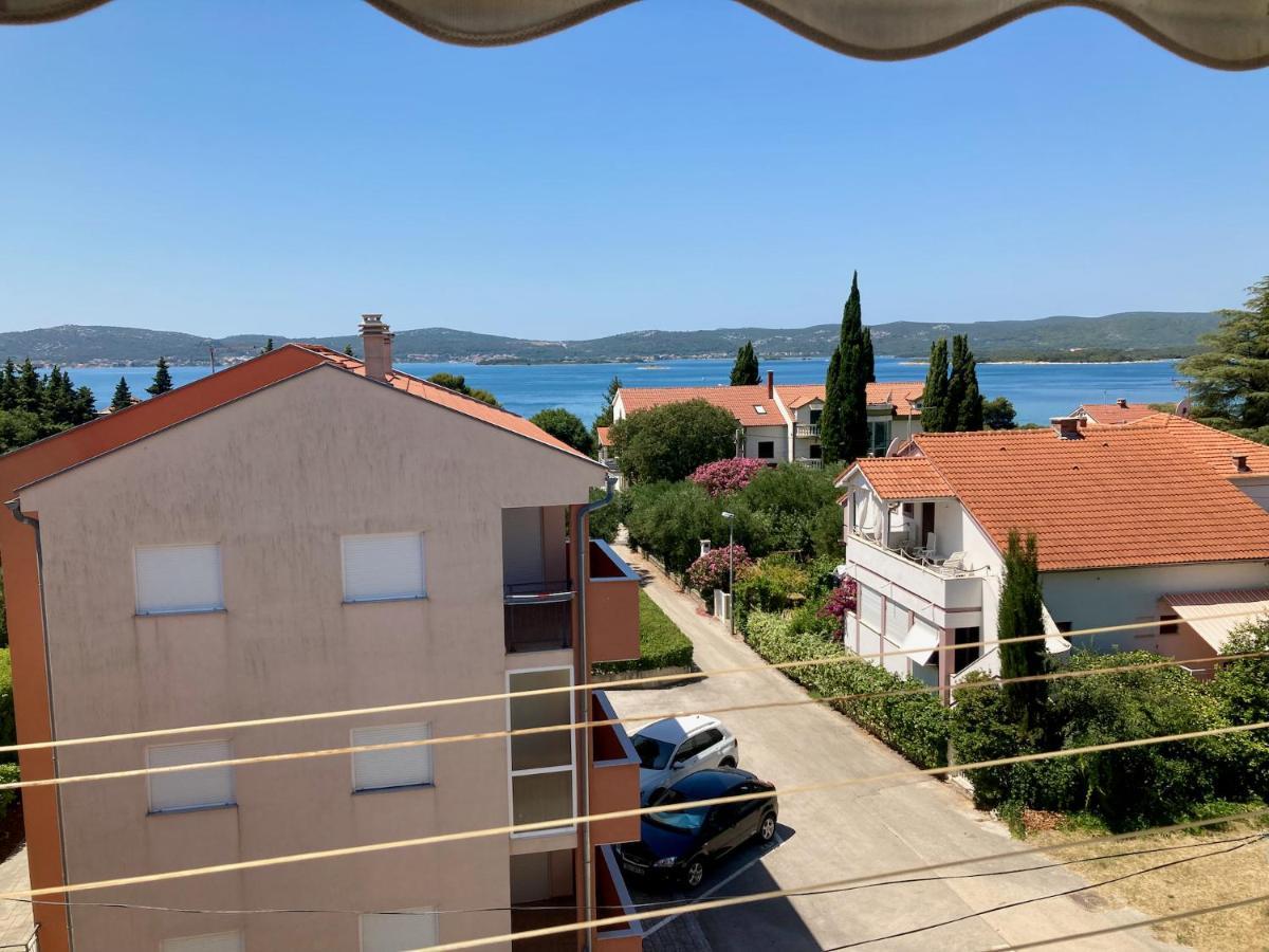 Apartments Villa Agatha Sveti Filip i Jakov Luaran gambar