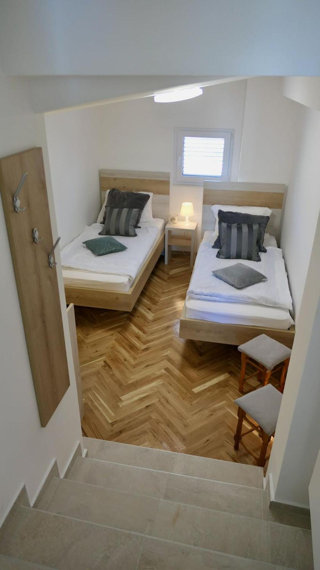 Apartments Villa Agatha Sveti Filip i Jakov Bilik gambar