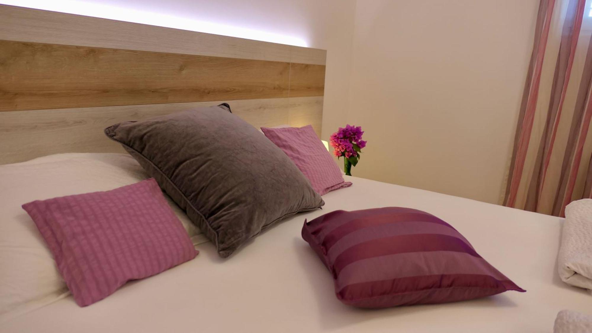Apartments Villa Agatha Sveti Filip i Jakov Bilik gambar